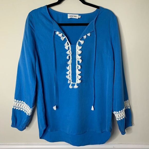 Line and Dot Revolve blue pom pom deliah blouse‎ - Picture 4 of 8